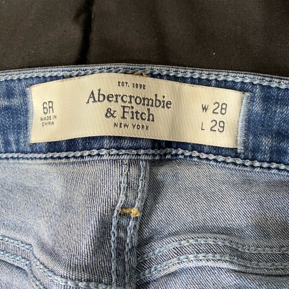 Jeans - Picture 2 of 2